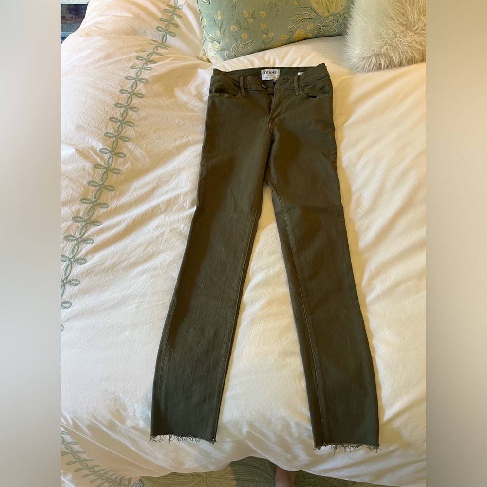 NWOT Frame green skinny jeans